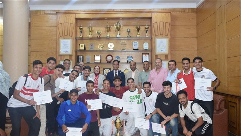 جامعة بنها، فيتو