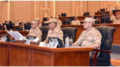 وزير الدفاع يشهد تنفيذ المرحلة الرئيسية لمشروع مراكز القيادة التعبوي 