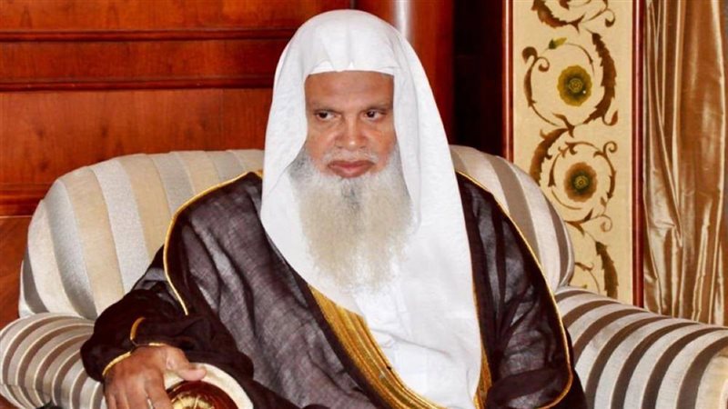  الدكتور علي بن عبدالرحمن
