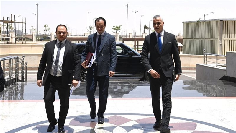لجنة الإدارة المحلية
