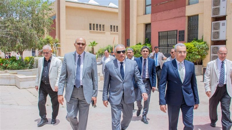 جولة رئيس جامعة طنطا