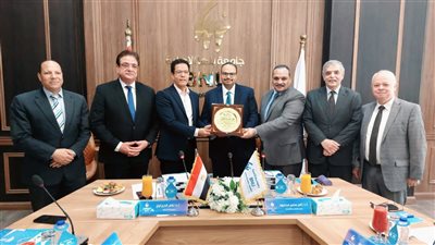 مجلس جامعة بنها الأهلية يكرم المستشار الهندسي
