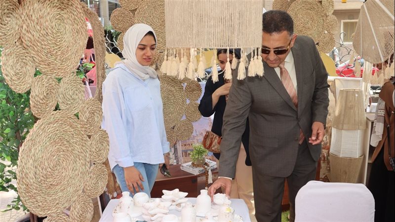 محافظ القليوبية خلال