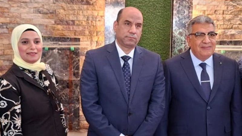 محافظ الدقهلية ووزير