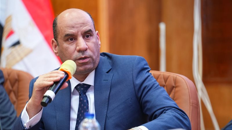 حسن رداد وزير العمل،