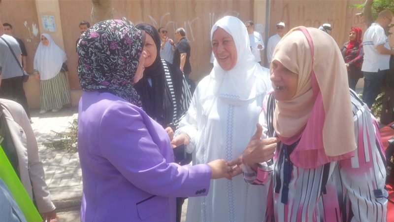 حجاج الجمعيات الأهلية
