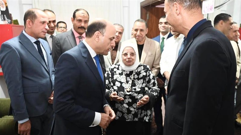 محافظ الغربية يشارك