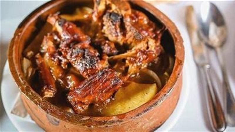 طاجن العكاوي، فيتو