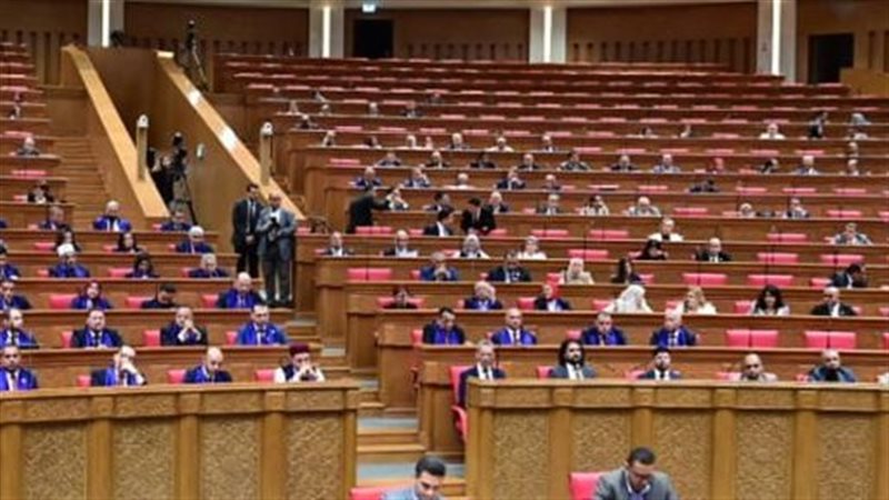 استئناف مناقشة الموازنة