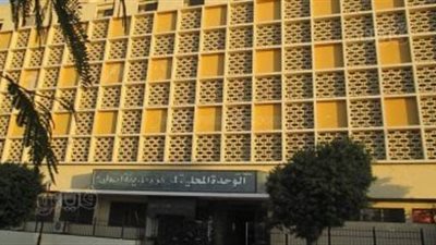 الحماية المدنية تسيطر على حريق بمخزن فى مبنى مجلس مدينة أسوان (صور)