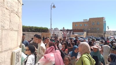 في ثالث أيام العيد، إقبال كثيف على المزارات السياحية بالإسكندرية (صور)