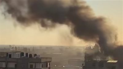 حريق هائل يلتهم شونة لقطع غيار السيارات بالدقهلية