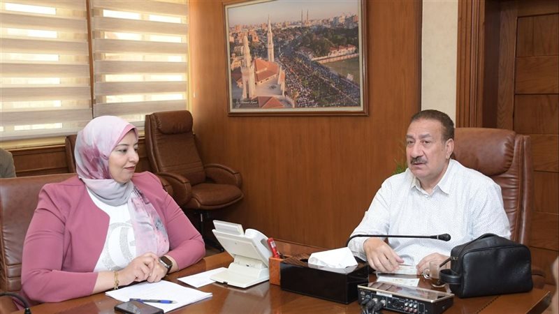 محافظ بورسعيد يقدم
