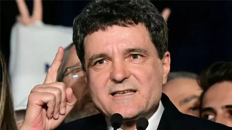 الرئيس الروماني نيكوسور