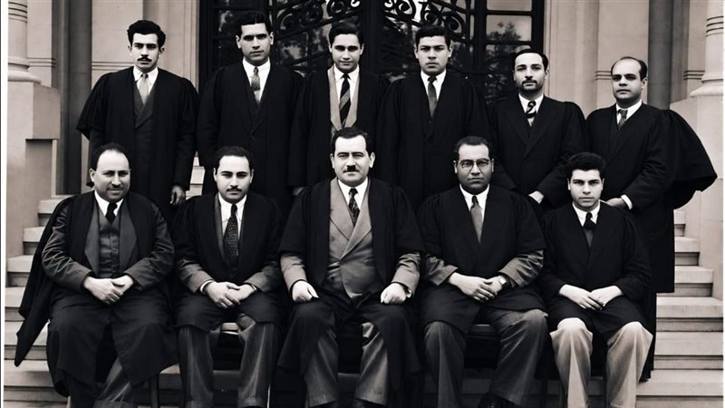 صورة تاريخية من انشاء