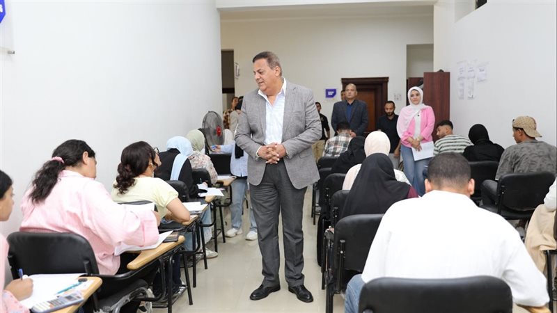 امتحانات الفصل الدراسي