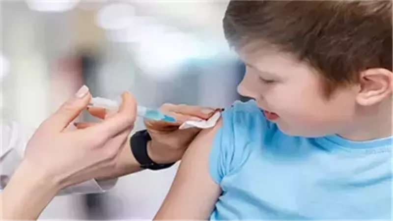 التطعيمات 