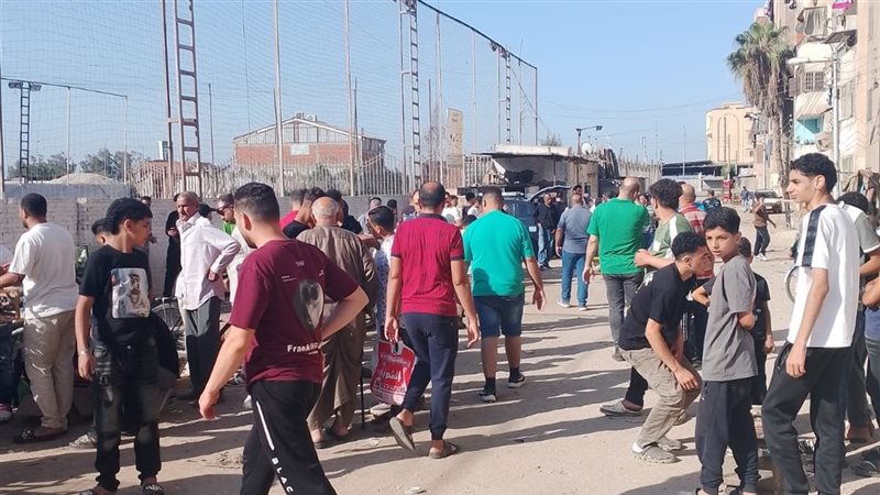 حملة مكبرة بالشيخ