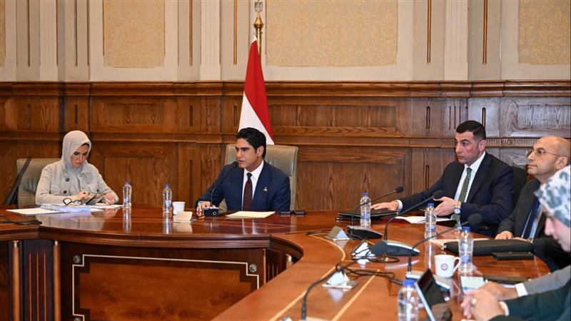 مناقشة خطة التنمية