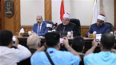 وكيل الأزهر: 163 ألف طالب يؤدون امتحانات الثانوية الأزهرية بـ581 لجنة على مستوى الجمهورية
