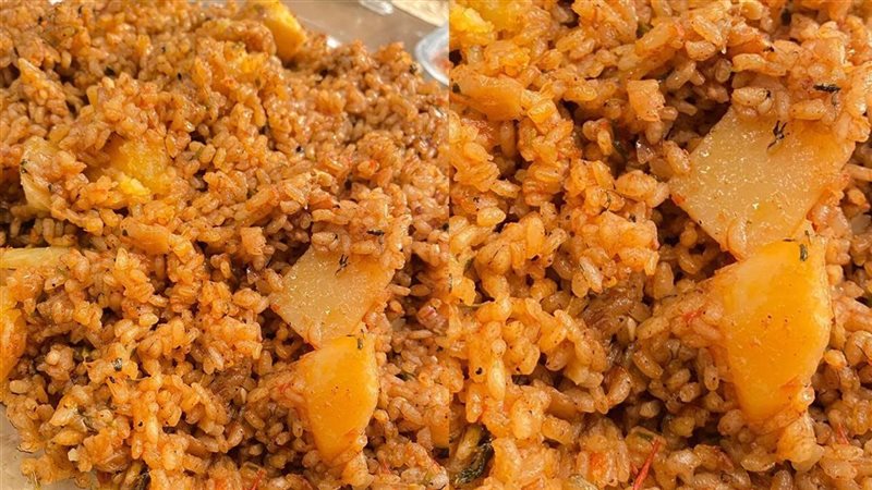 الأرز بالبطاطس والطماطم
