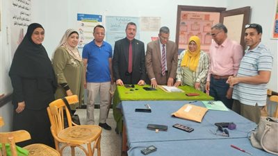 وكيل تعليم الوادي الجديد يتابع انطلاق أعمال لجنة تقدير درجات الشهادة الإعدادية