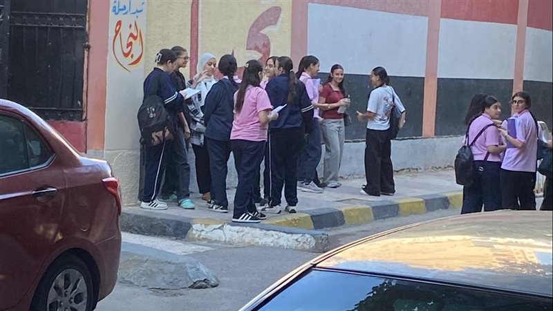 قلق وترقب لطالبات