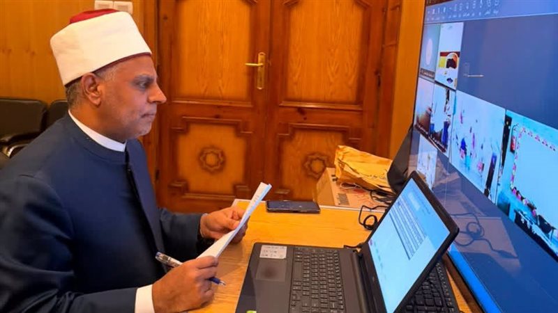رئيس قطاع المعاهد