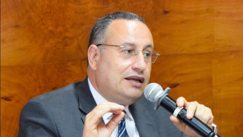 د. عبد العزيز قنصوة