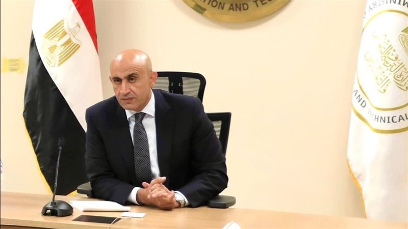محمد عبد اللطيف وزير