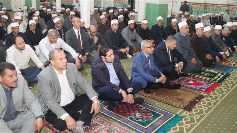 محافظ بني سويف يشهد