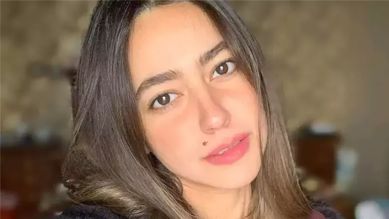 هند عبد الحليم، فيتو