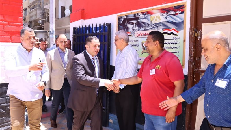 محافظ دمياط يتابع