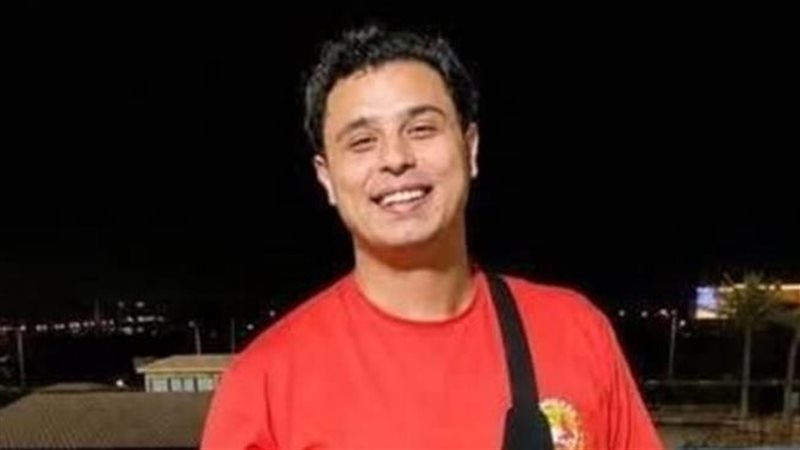  الفنان كريم محمد