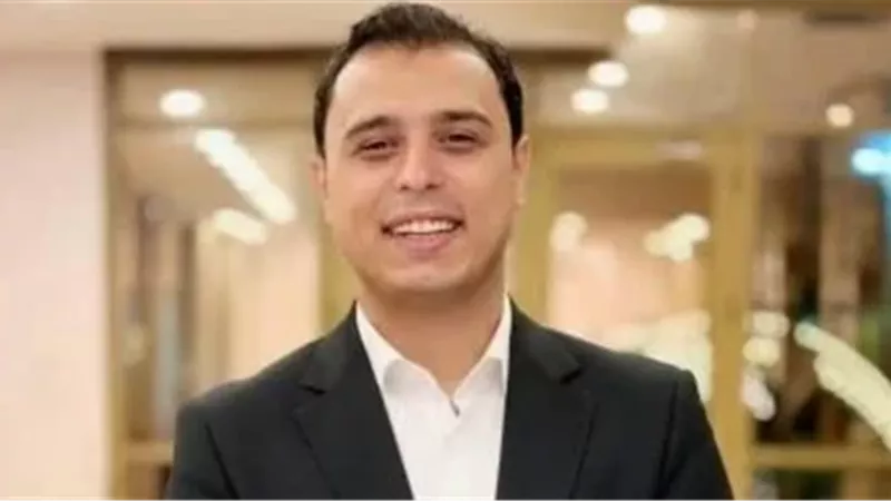 الفنان كريم محمد