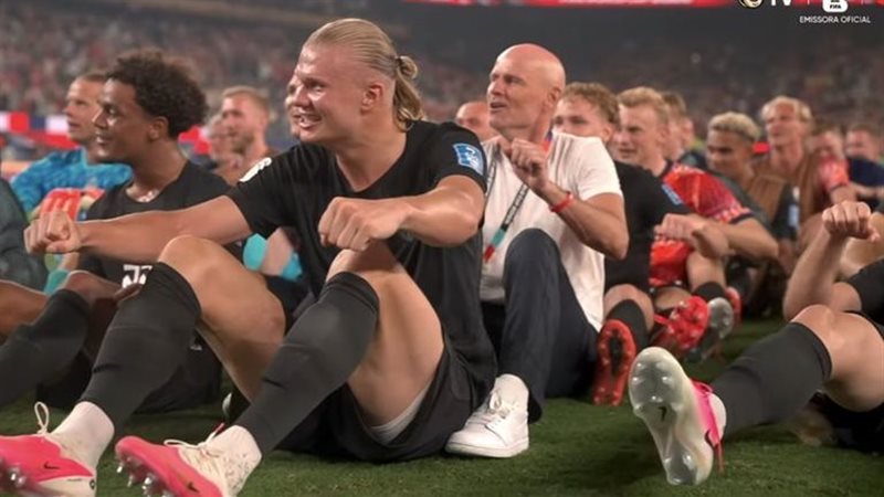 احتفال المنتخب النرويجي