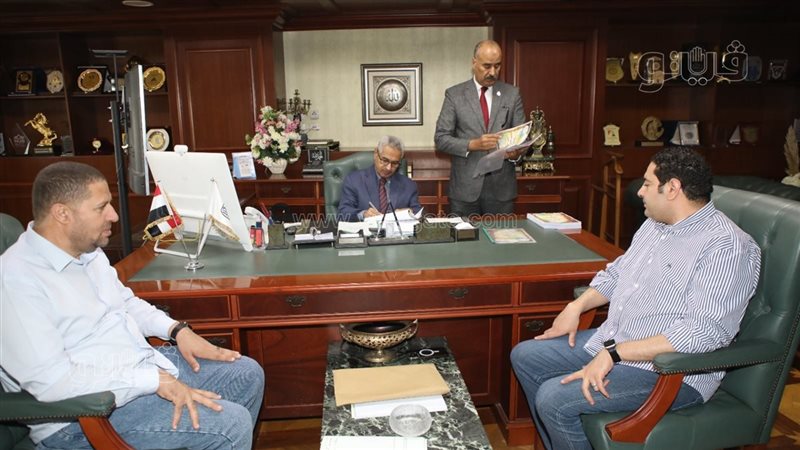 محافظ بني سويف يعتمد