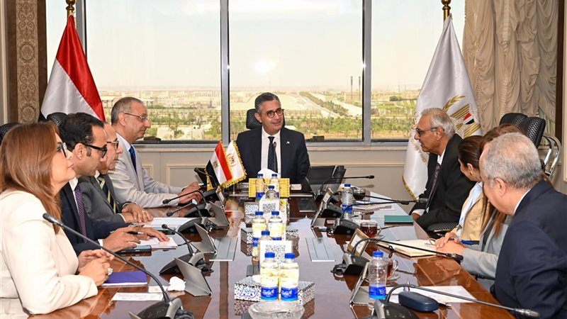 وزير التموين