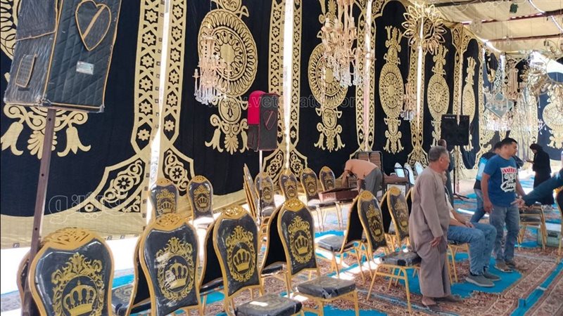 صوان عزاء الراحل