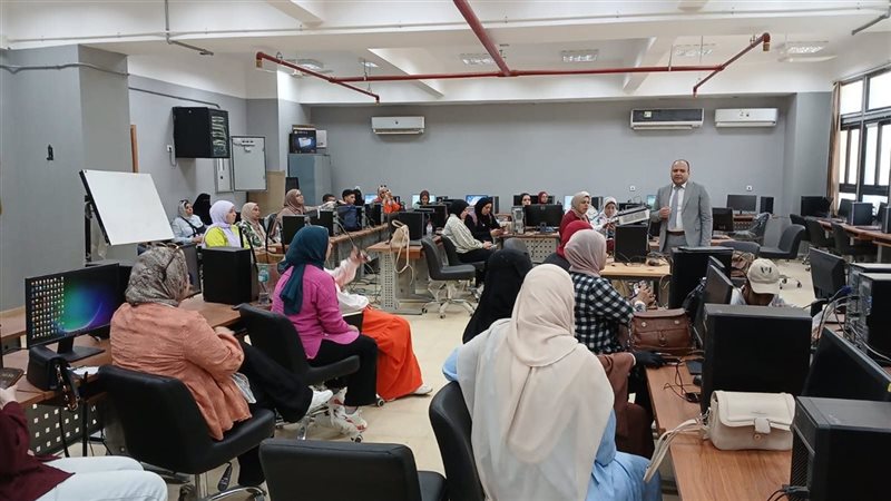 دورة تدريبية بجامعة