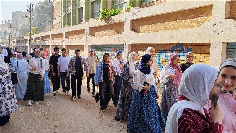طلاب الثانوية العامة