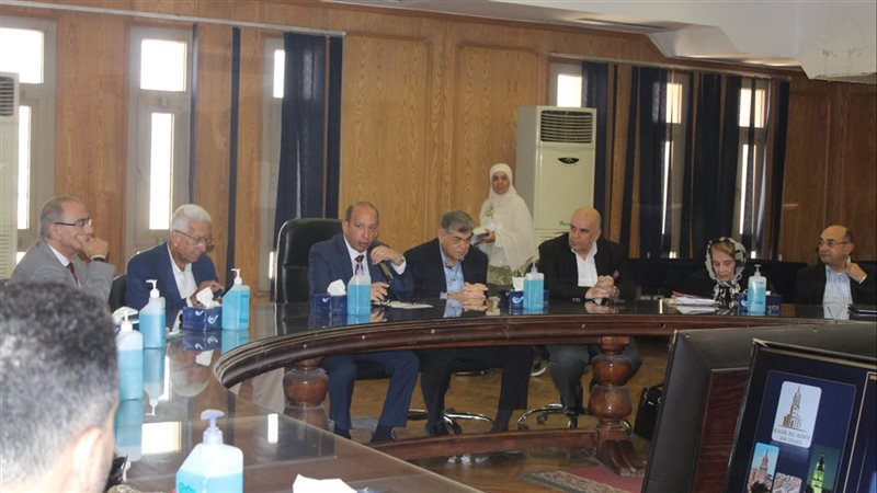 اجتماع لجنة المئوية