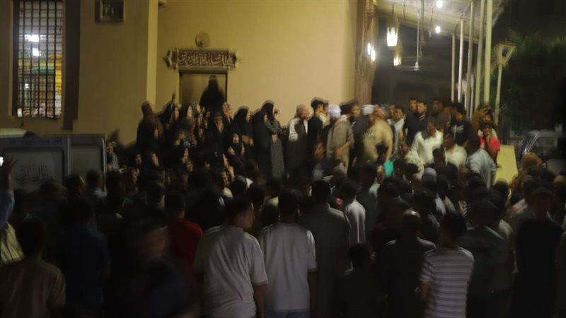 جنازة مهيبة لطالب