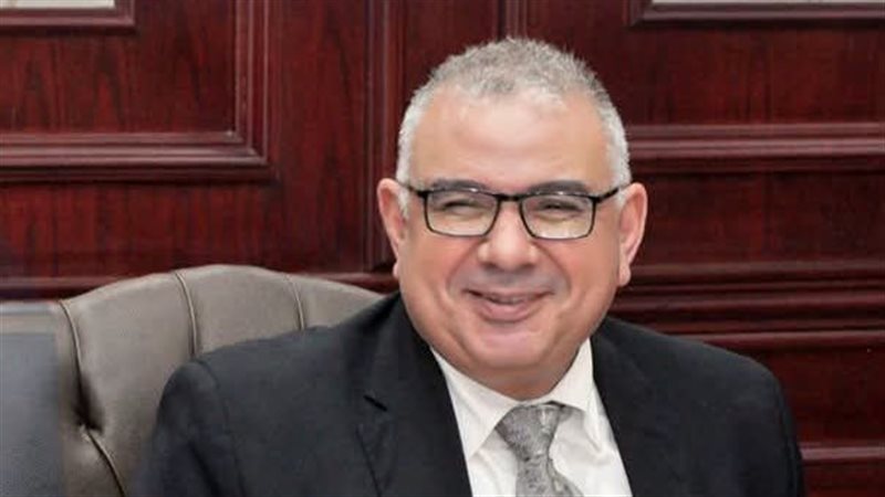 عميد تجارة عين شمس
