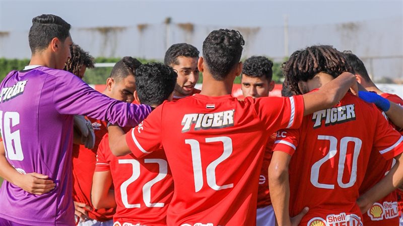 لاعبي الاهلي 2003