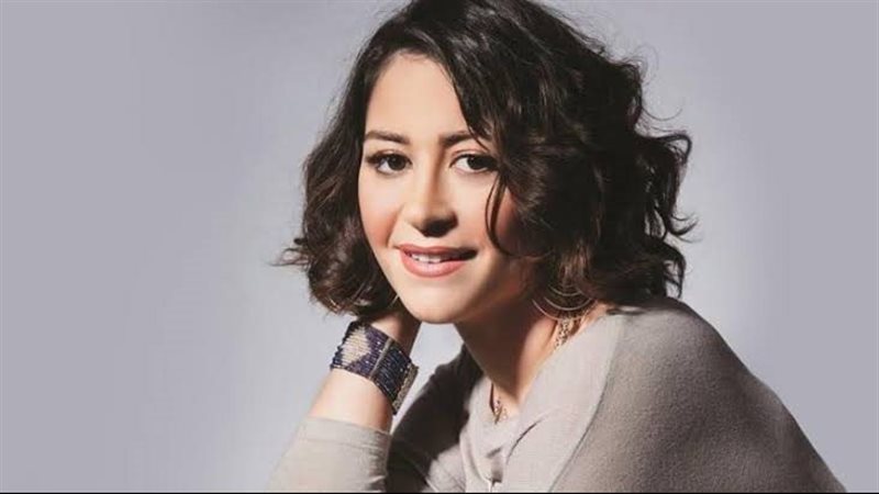 منة شلبي 