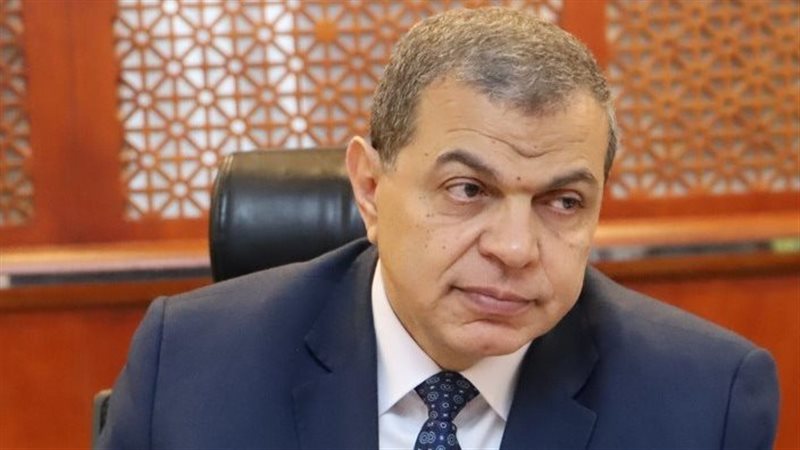 وزير القوى العاملة