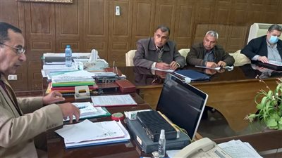 محافظ شمال سيناء يوجه بتشغيل المصالح الحكومية بقرية الخروبة تمهيدا لعودة المواطنين 