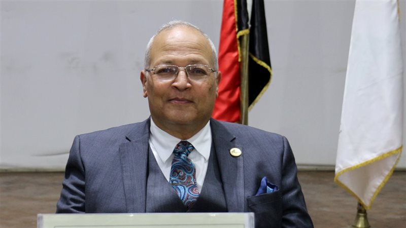 الدكتور معتز طلبة