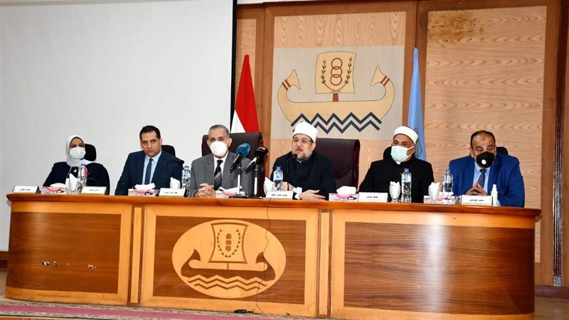 وزير الأوقاف الدكتور